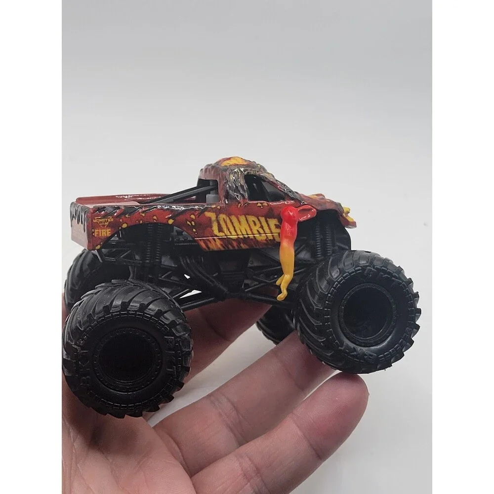 Loose Monster Jam Fire And Ice Zombie 1:64 Monster Truck